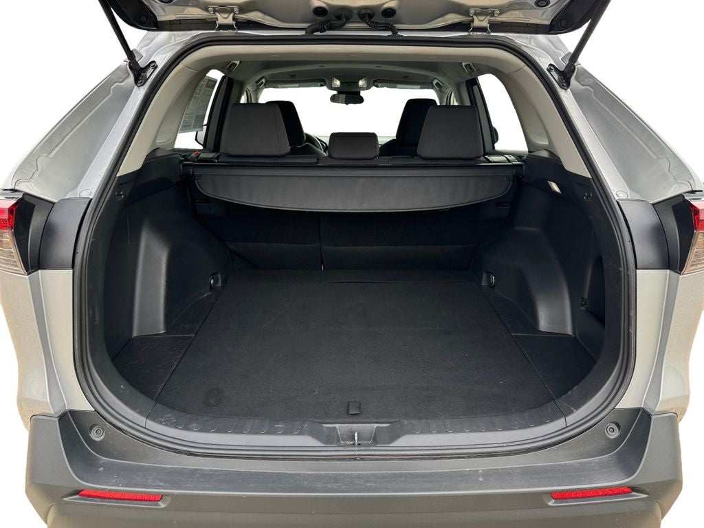 2025 Toyota RAV4 XLE AWD