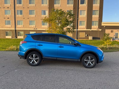 2018 Toyota RAV4 XLE AWD