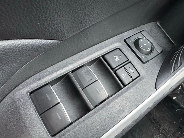 2025 Toyota RAV4 Hybrid XLE AWD