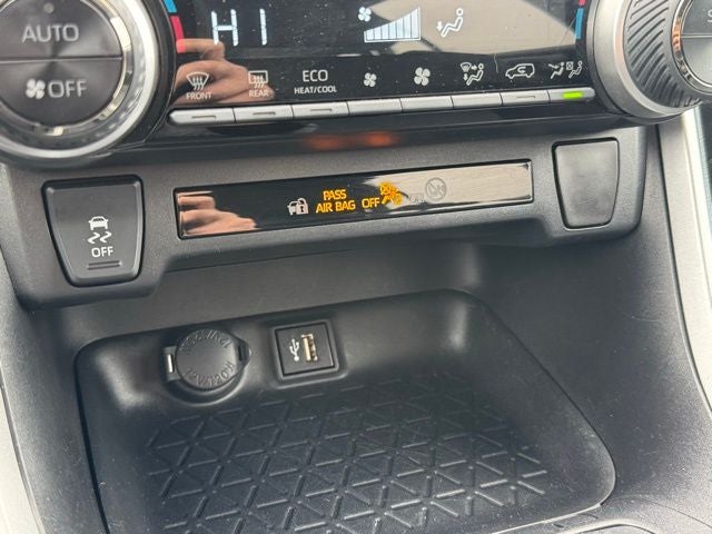 2024 Toyota RAV4 Hybrid XLE AWD