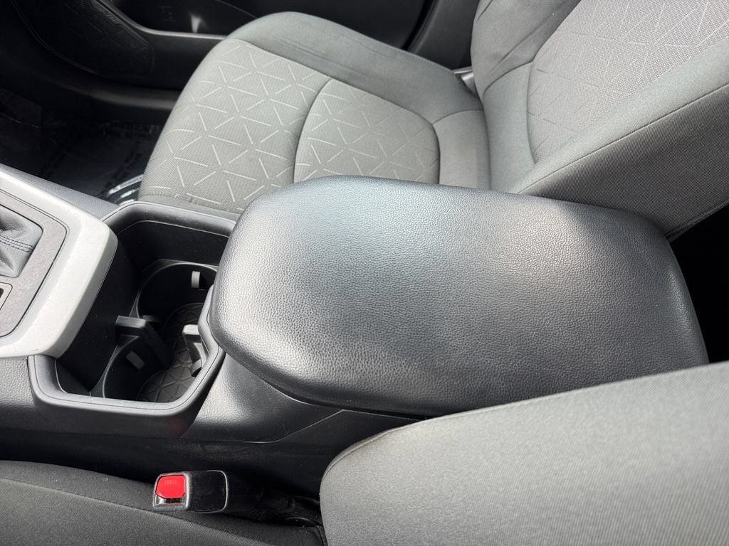 2024 Toyota RAV4 XLE FWD