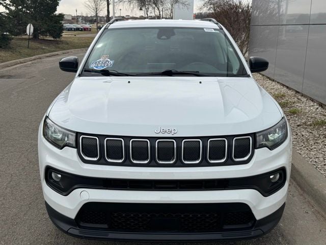 2022 Jeep Compass Latitude Lux 4WD