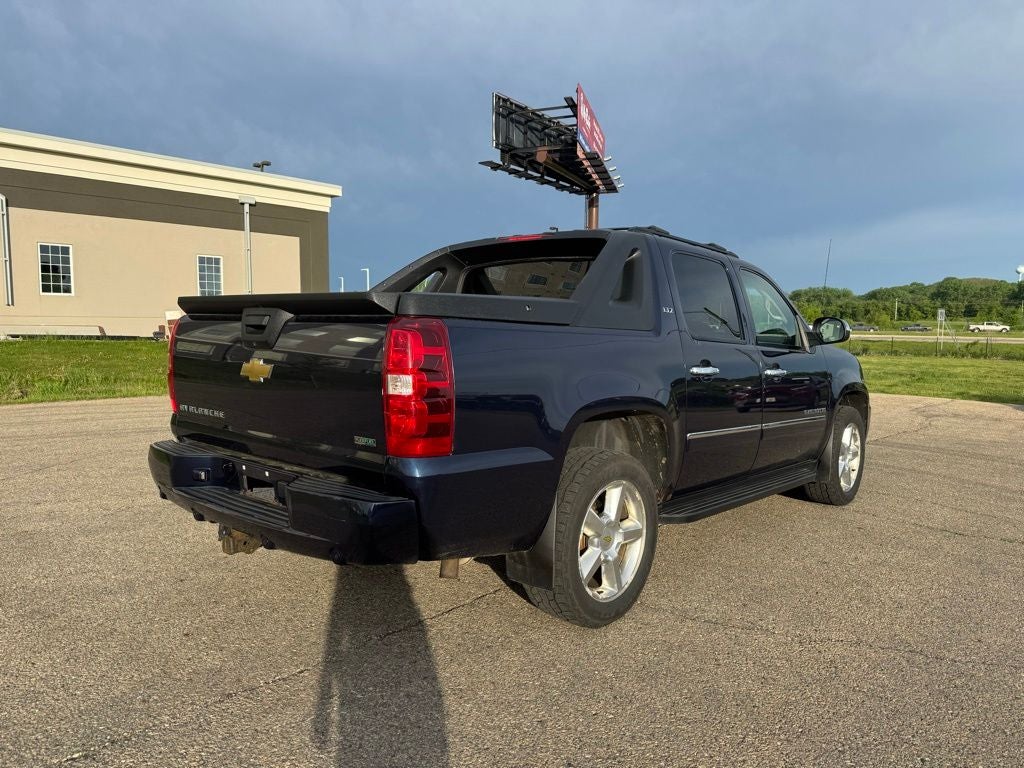 2011 Chevrolet Avalanche 1500 LTZ 4WD