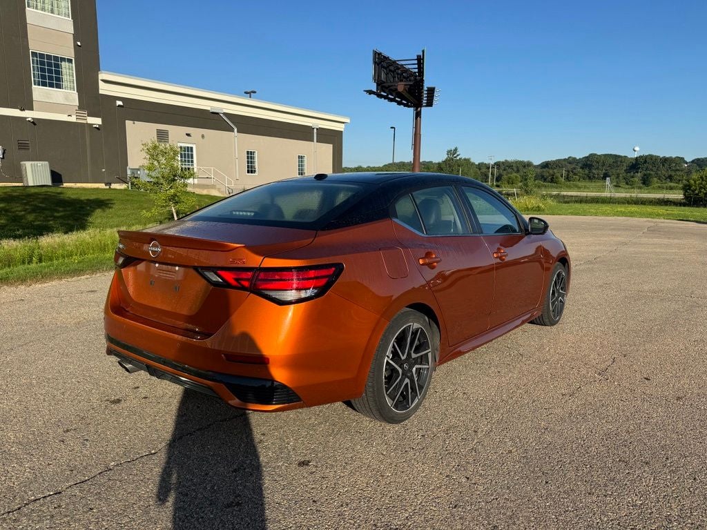 2025 Nissan Sentra SR FWD