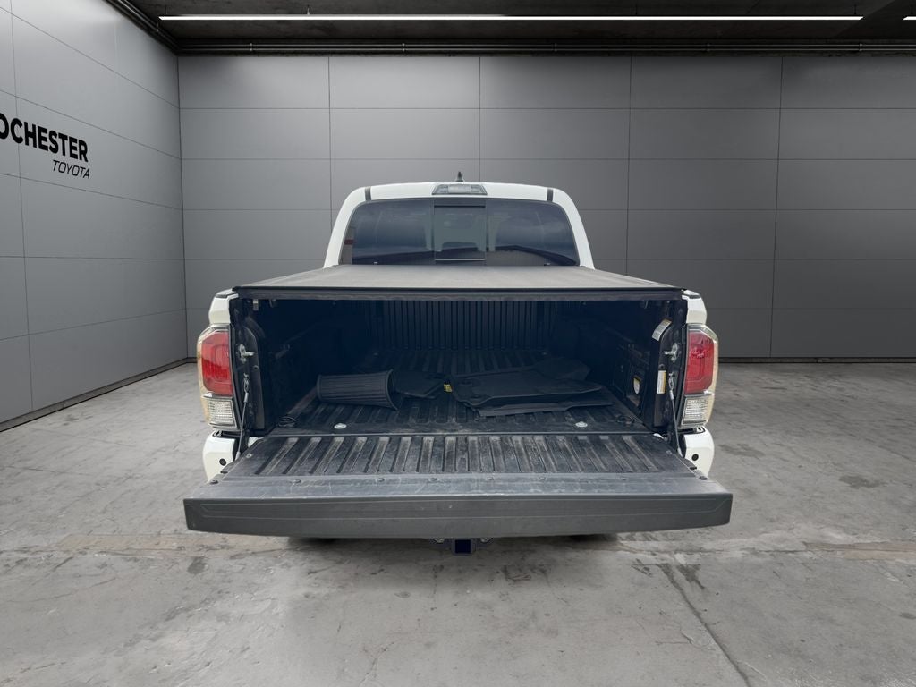 2022 Toyota Tacoma Limited V6