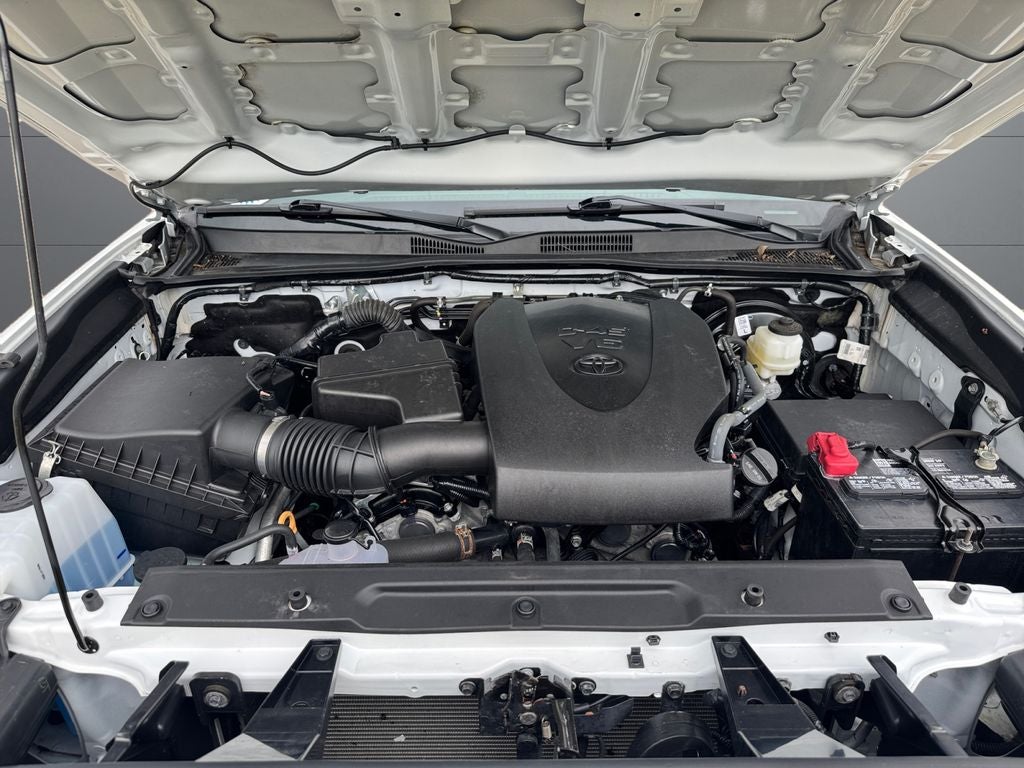 2022 Toyota Tacoma Limited V6