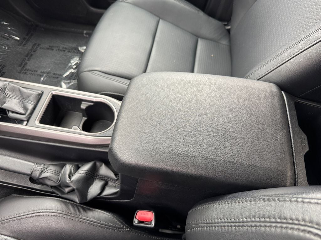 2022 Toyota Tacoma Limited V6