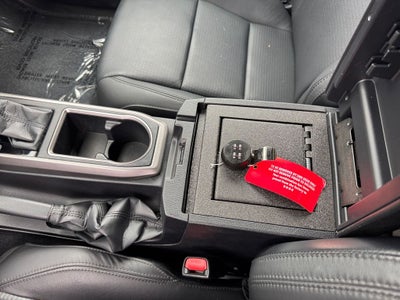 2022 Toyota Tacoma Limited V6