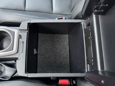 2022 Toyota Tacoma Limited V6