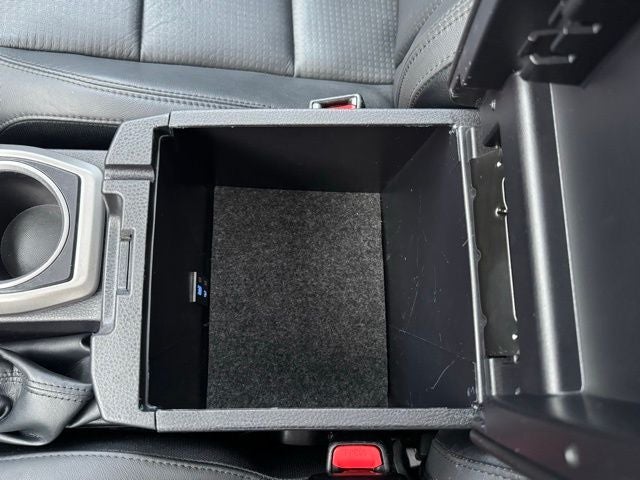 2022 Toyota Tacoma Limited V6