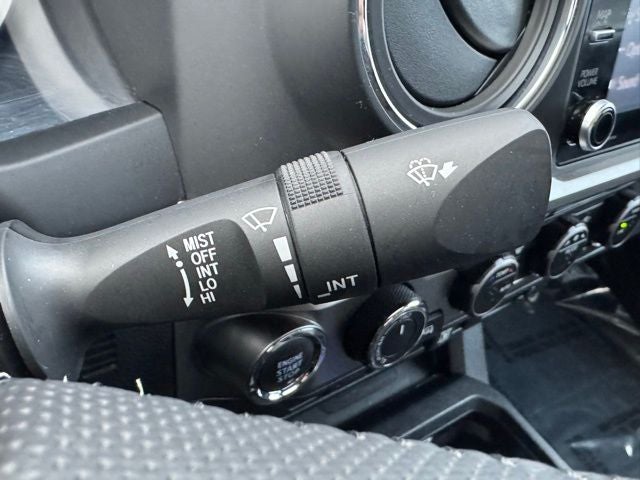 2022 Toyota Tacoma Limited V6