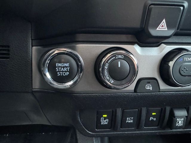 2022 Toyota Tacoma Limited V6