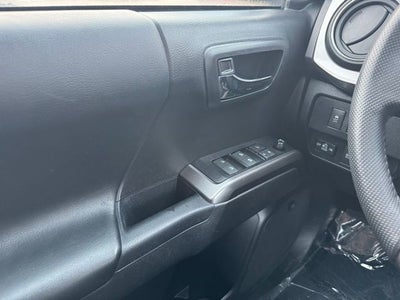 2022 Toyota Tacoma Limited V6