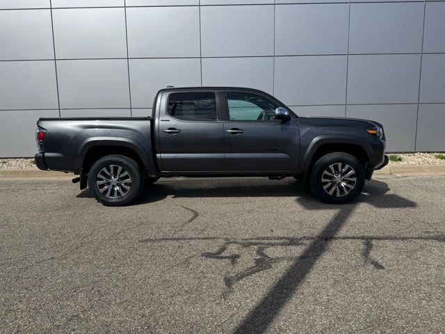2022 Toyota Tacoma Limited V6