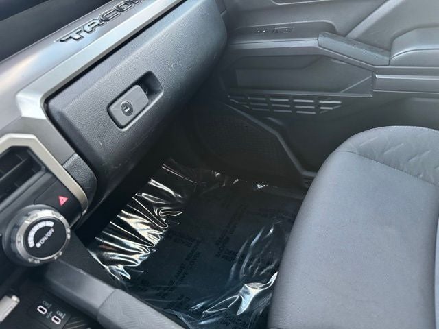 2024 Toyota Tacoma SR5 4WD