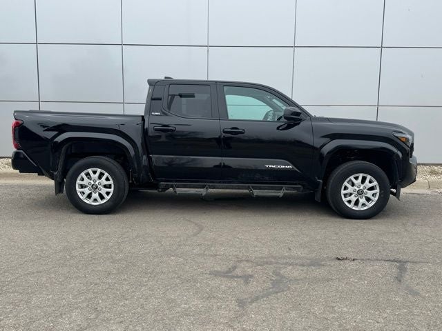 2024 Toyota Tacoma SR5 4WD