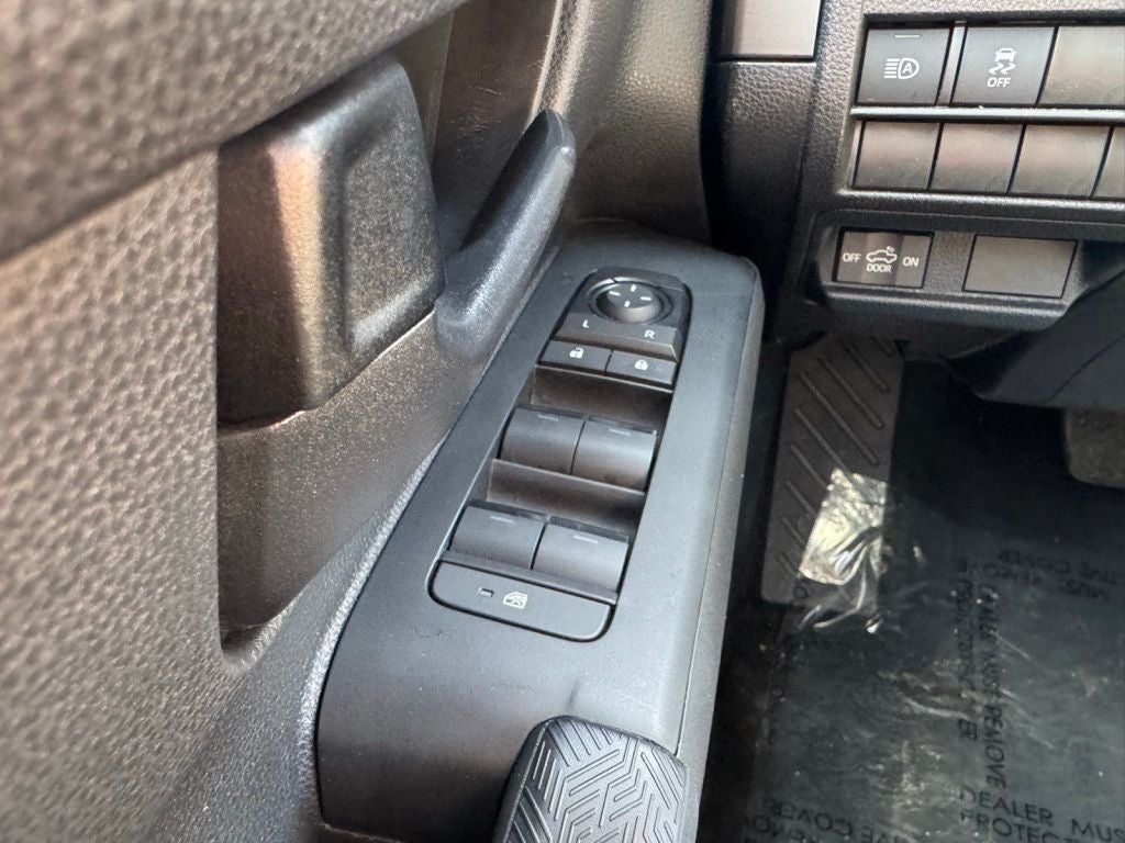 2024 Toyota Tacoma SR5 4WD