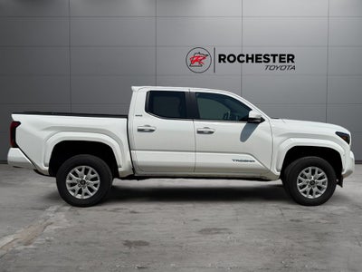 2025 Toyota Tacoma SR5 4WD