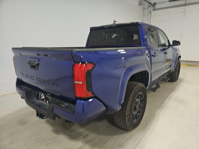 2024 Toyota Tacoma SR5 4WD