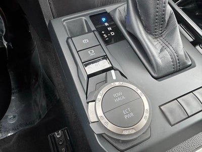 2024 Toyota Tacoma SR5 4WD