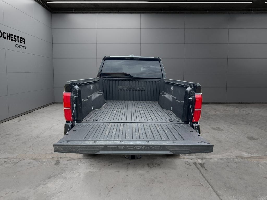 2025 Toyota Tacoma SR5 4WD