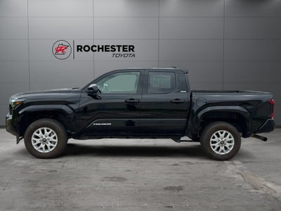 2025 Toyota Tacoma SR5 4WD