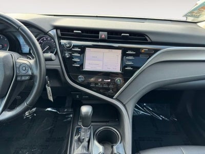 2018 Toyota Camry SE FWD