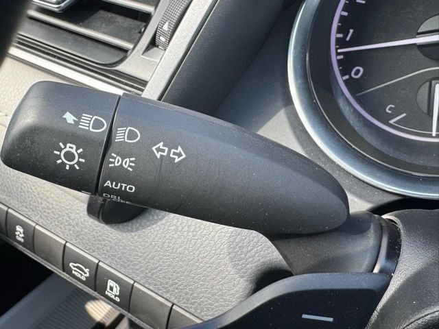 2019 Toyota Camry SE FWD