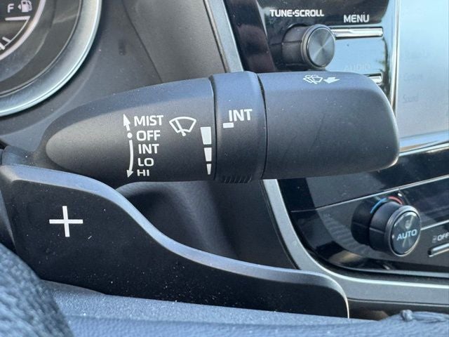 2019 Toyota Camry SE FWD