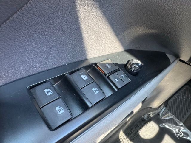 2019 Toyota Camry SE FWD