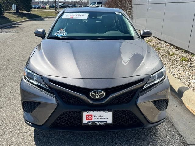 2019 Toyota Camry SE FWD