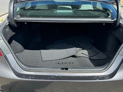 2019 Toyota Camry SE FWD