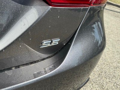 2019 Toyota Camry SE FWD