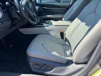 2019 Toyota Camry SE FWD
