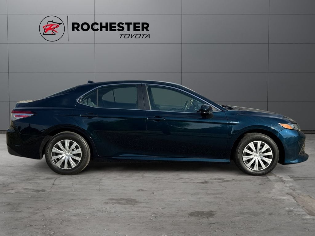 2019 Toyota Camry Hybrid LE FWD