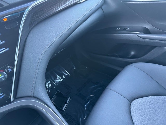 2018 Toyota Camry Hybrid LE FWD