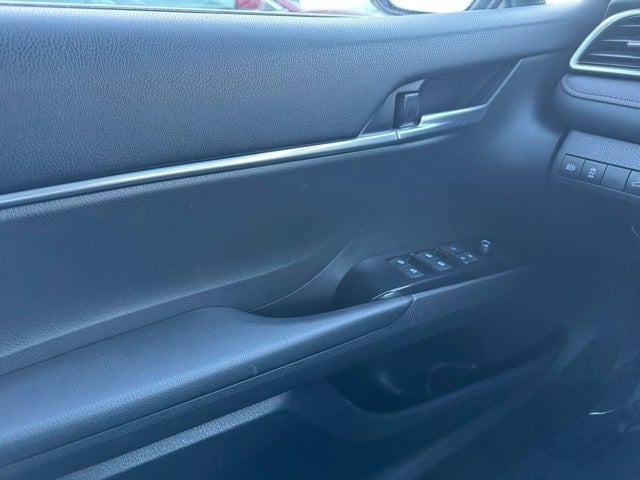 2018 Toyota Camry Hybrid LE FWD