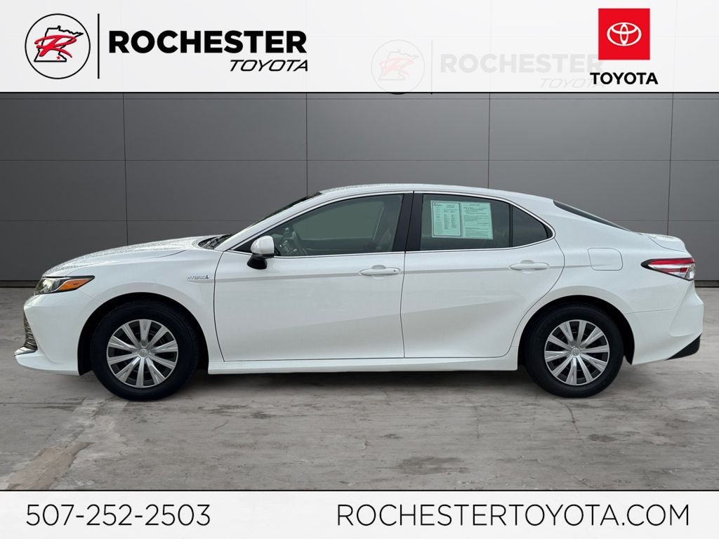 2018 Toyota Camry Hybrid LE FWD