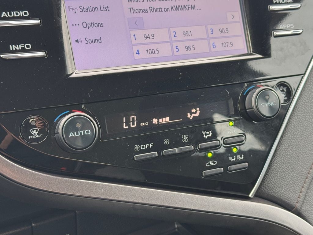 2018 Toyota Camry Hybrid LE FWD