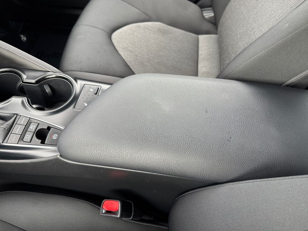 2018 Toyota Camry Hybrid LE FWD
