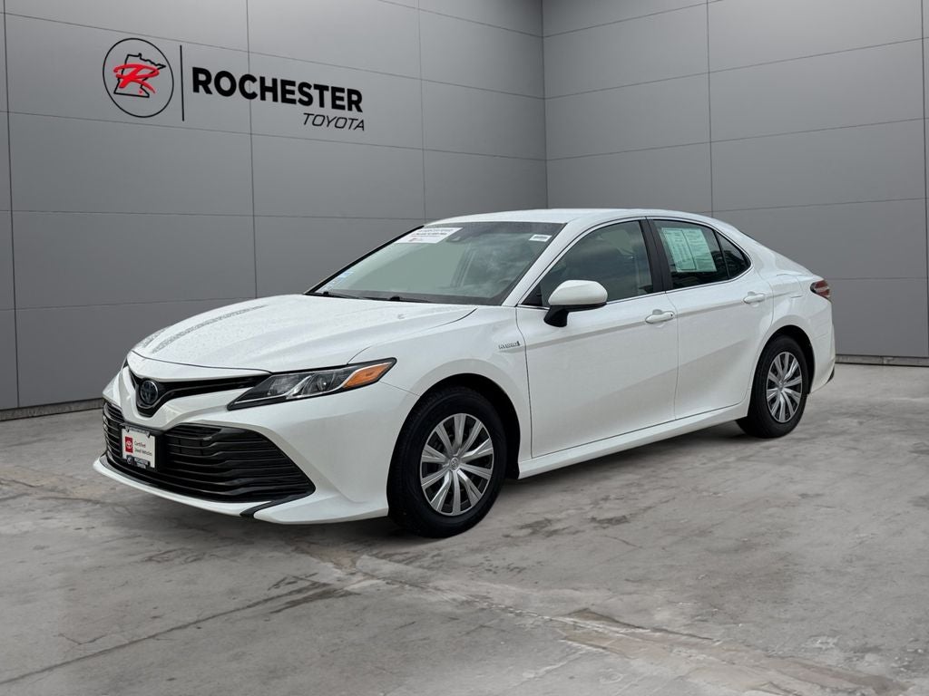 2018 Toyota Camry Hybrid LE FWD