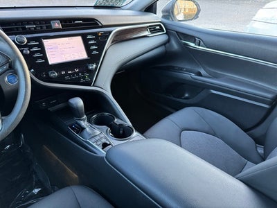 2018 Toyota Camry Hybrid LE FWD