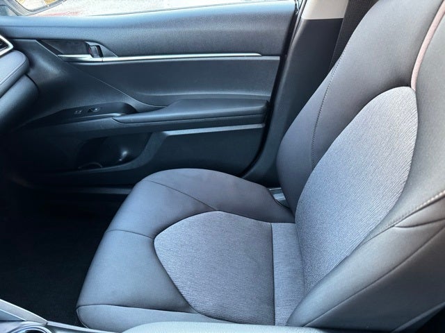 2018 Toyota Camry Hybrid LE FWD