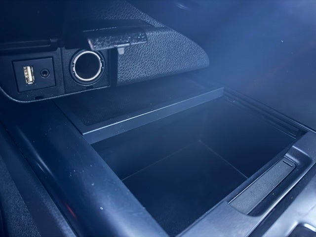 2018 Toyota Camry Hybrid LE FWD