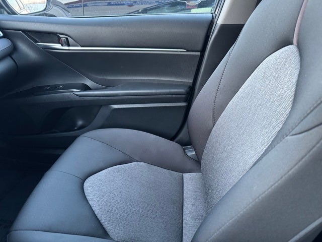 2018 Toyota Camry Hybrid LE FWD