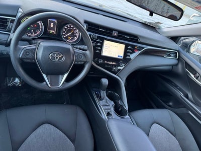 2018 Toyota Camry Hybrid LE FWD