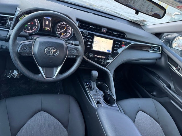 2018 Toyota Camry Hybrid LE FWD