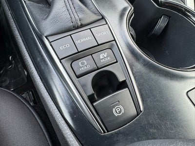 2018 Toyota Camry Hybrid LE FWD