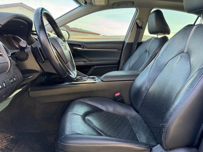 2018 Toyota Camry XSE FWD