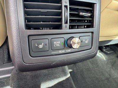 2018 Toyota Avalon Hybrid Limited FWD